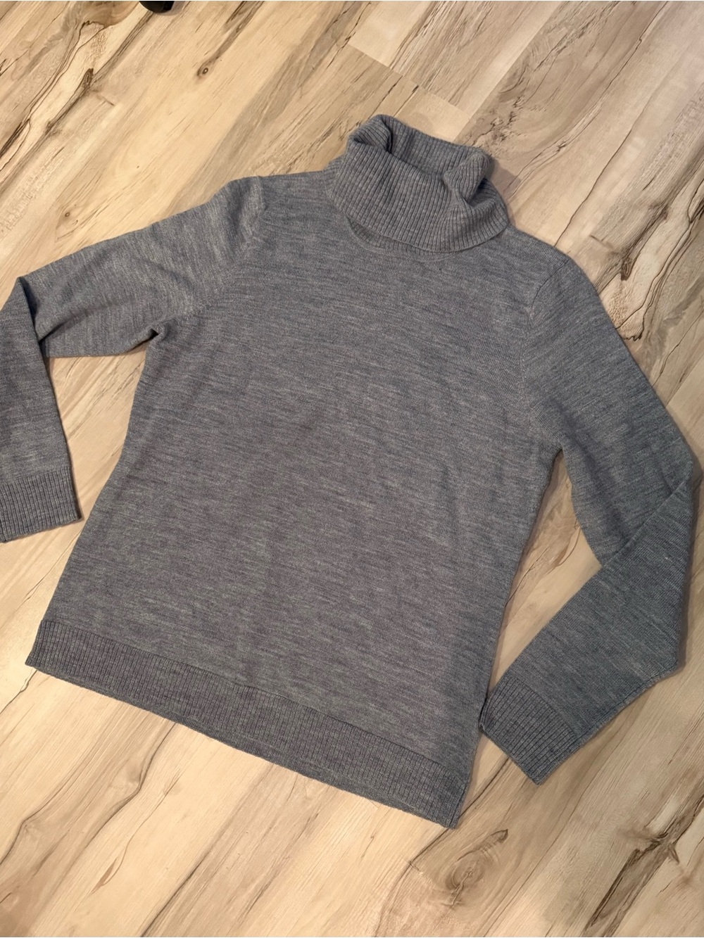 Ellen Tracy wool Grey Turtleneck Sweater size L